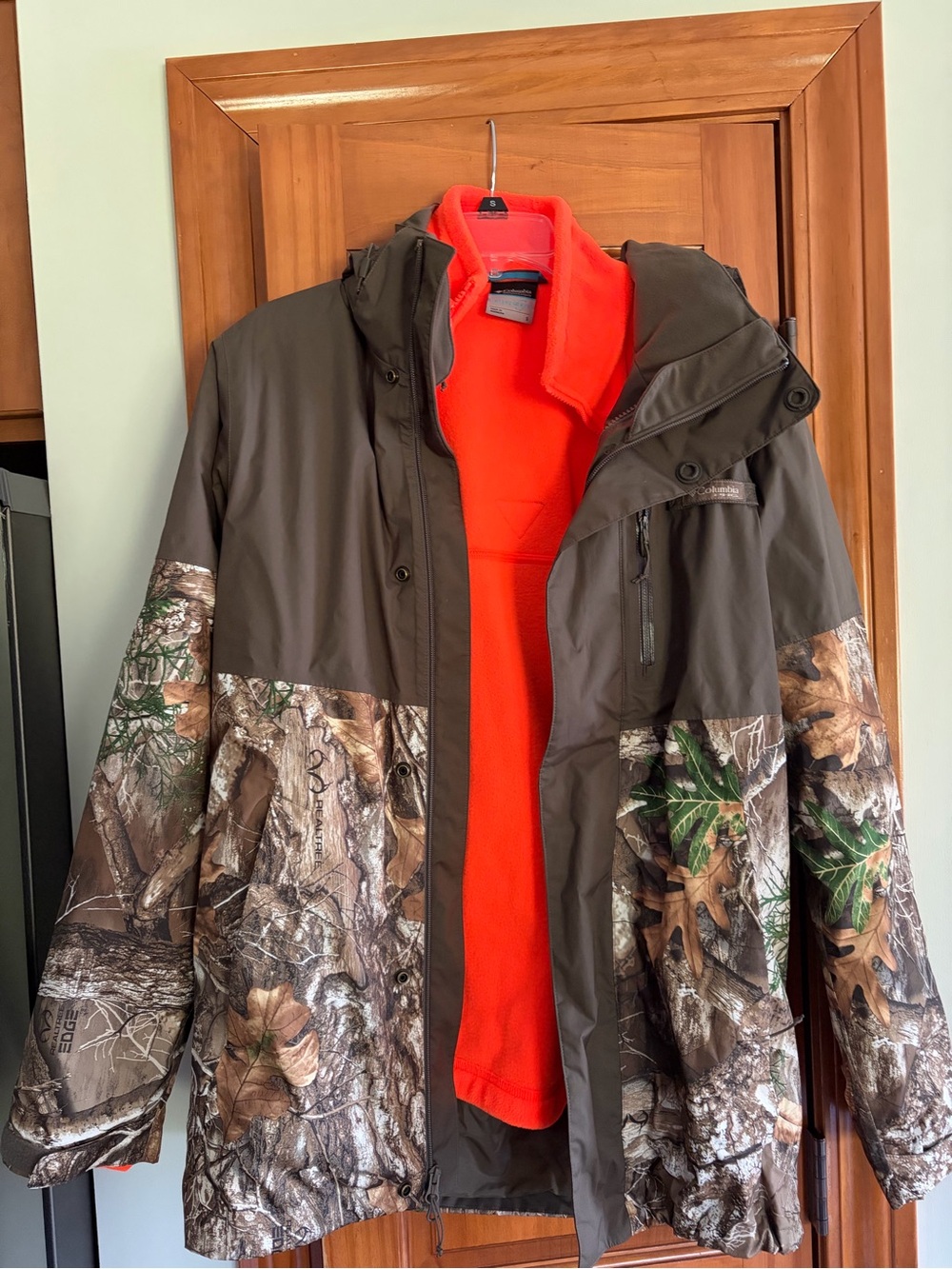 Columbia Men's Realtree Camo Puffer Jacket with Blaze Orange Liner